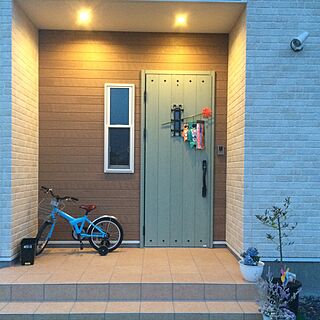 玄関/入り口/こどもと暮らす/玄関ドアはグリーン/レモンの木のインテリア実例 - 2017-05-01 18:41:51