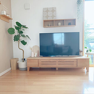 アルダー材のテレビボードのおすすめ商品とおしゃれな実例 ｜ RoomClip