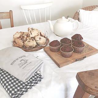 ティーポット/テーブルクロスのある暮らし/テーブルクロス/白×木/アンティークチェア...などのインテリア実例 - 2020-01-23 07:29:05