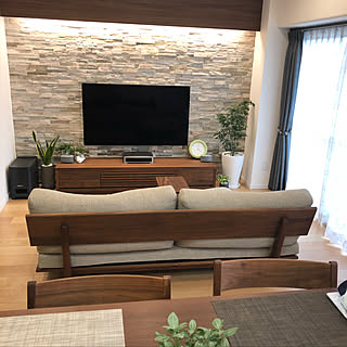 ブラウンインテリア/木蔵椅子/木蔵テーブル/木蔵 テレビボード/観葉植物のある暮らし...などのインテリア実例 - 2019-08-03 09:12:23