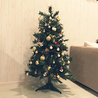 リビング/クリスマスツリー/木目調壁紙/板壁風壁紙/ホワイト大好き...などのインテリア実例 - 2018-11-25 20:24:58