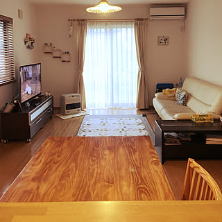 部屋全体/いつもいいねやコメありがとうございます♡/岩合光昭世界ネコ歩き/リビングダイニング/パッチワーク/ホットカーペット...などのインテリア実例 - 2019-01-22 08:00:07