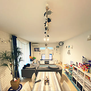 リビングおもちゃ収納のアイデア おしゃれなインテリア実例 Roomclip ルームクリップ
