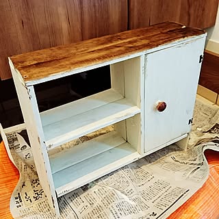 女性の、4LDK、家族住まいの「棚」についてのインテリア実例