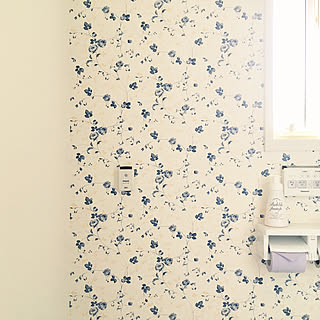 花柄壁紙 ブルーが好き のおしゃれなアレンジ 飾り方のインテリア実例 Roomclip ルームクリップ