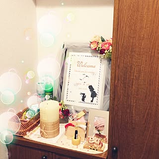 女性の、3LDK、家族住まいの「玄関/入り口」についてのインテリア実例