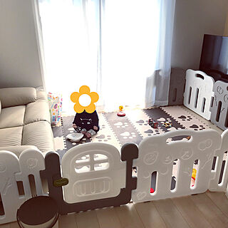 ベビーゲート 赤ちゃんのいる部屋のおしゃれなアレンジ 飾り方のインテリア実例 Roomclip ルームクリップ