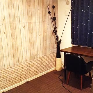ベッド周り/かってぃんぐしーと/木目/木目調壁紙/レンガ壁紙...などのインテリア実例 - 2016-01-16 20:57:54