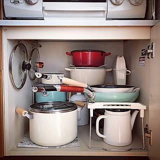セリアのスタッキング棚/フライパン収納/鍋収納/コンロ下収納/●●の中...などのインテリア実例 - 2018-02-10 17:31:40