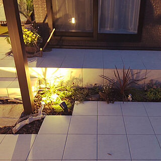 タイルデッキ 小さい庭のインテリア実例 Roomclip ルームクリップ