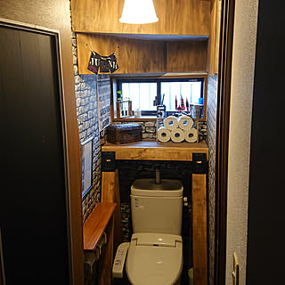 バス/トイレ/トイレ/2×4材/レンガ調壁紙/階段下のトイレ...などのインテリア実例 - 2018-07-28 08:15:59