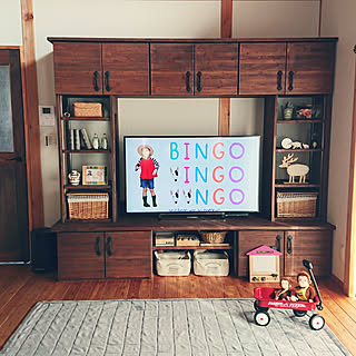 リビング/テレビボード/大工さんが作ってくれた♡/子どものいる暮らし/木の家...などのインテリア実例 - 2018-03-11 19:08:36