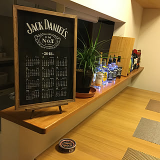 Antique Wax ウォールナット/サントリー角瓶/wild turkey/DIY/JACK DANIEL'S...などのインテリア実例 - 2018-01-08 20:15:12