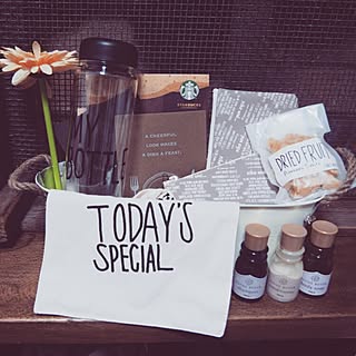 ベッド周り/IG→ryohrkw/スタバでもらったブックカバー♡/flying tiger/TODAY'S SPECIAL...などのインテリア実例 - 2015-03-09 19:19:29