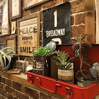 女性の、Other、家族住まいの「棚」についてのインテリア実例