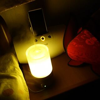 ベッド周り/iPod/おやすみなさい/アロマ/スピーカー...などのインテリア実例 - 2013-10-16 00:08:25