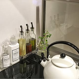 オイルボトル/ダイソー/100均/ニトリ/モノトーン...などのインテリア実例 - 2017-03-04 00:29:07