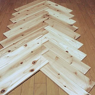 部屋全体/アトリエ改造中…まだ終わらない。/ヘリンボーンの床/DIYがんばります!/セルフリフォームのインテリア実例 - 2014-03-17 17:05:06