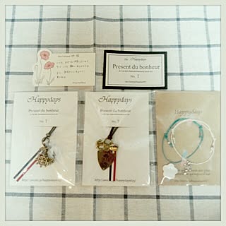 Happydaysちゃんアリガト!/Happydaysちゃん/お買い物♬/ネックレス大好き/ひとつはお友達に…...などのインテリア実例 - 2014-08-09 19:21:31