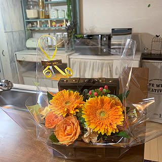 カウンターテーブル/薔薇/記念日にもらったお花/記念日/お花...などのインテリア実例 - 2019-06-29 23:29:50