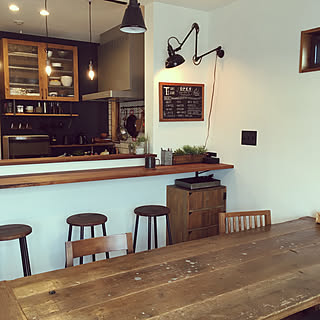 男性の、3LDK、家族住まいの「リビング」についてのインテリア実例