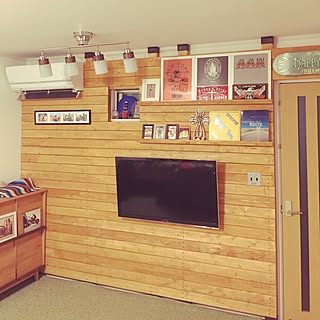 リビング/ブックスタンド/ブックシェルフDIY/壁掛けテレビ/ディアウォールの壁...などのインテリア実例 - 2017-03-14 22:04:20