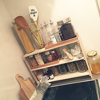 女性の、1K、一人暮らしの「キッチン」についてのインテリア実例