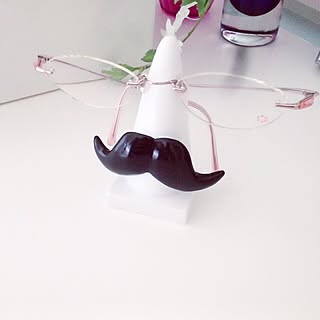 ダイソー メガネスタンドのインテリア実例 Roomclip ルームクリップ