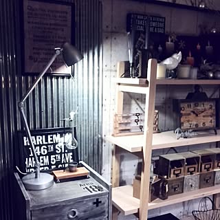 机/模様替え♪/今朝も霧が続いています。/夜のpickですが(^.^;/デスクライトペイントリメイク✨...などのインテリア実例 - 2016-12-22 08:41:49