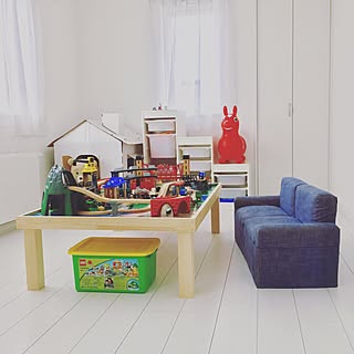 子供部屋 牛乳パックソファーのおしゃれなインテリアコーディネート レイアウトの実例 Roomclip ルームクリップ