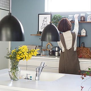 ブルーグレーの壁/ペンダントライト/ミモザ/子供と暮らす/イケア...などのインテリア実例 - 2020-02-24 20:11:53