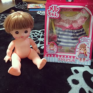 女性の、、家族住まいの「ベッド周り」についてのインテリア実例