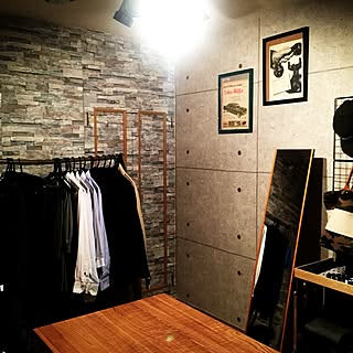 壁紙屋本舗 石目調の壁紙のインテリア実例 Roomclip ルームクリップ