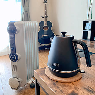ギターのある部屋/RCスタート3周年/RCの出会いに感謝♡/DeLonghi オイルヒーター/DeLonghi電気ケトル...などのインテリア実例 - 2020-02-21 12:03:30