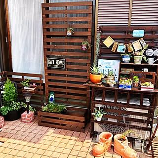 玄関/入り口/暑いですなぁ〜〜(¯―¯٥)/塗り塗り~♪/防腐剤入り塗料/2×4材...などのインテリア実例 - 2018-08-05 13:50:58