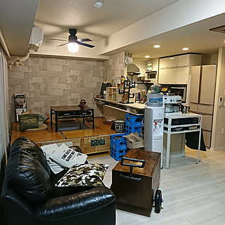 楽天で買ったもの/手作りにこだわる/兼ソファーテーブル/不自然なクッション/自作こたつ...などのインテリア実例 - 2017-08-08 23:55:36