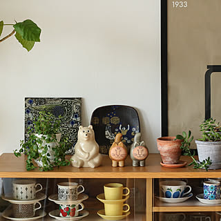 女性の、3LDK、家族住まいの「棚」についてのインテリア実例