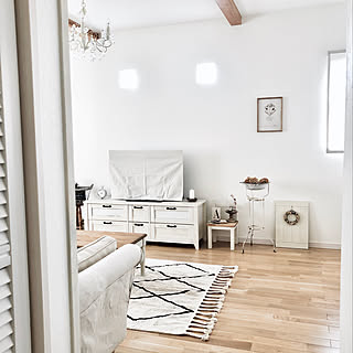 女性の、、家族住まいの「部屋全体」についてのインテリア実例