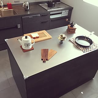 Ikea 作業台のおしゃれなアレンジ 飾り方のインテリア実例 Roomclip ルームクリップ