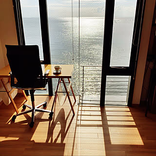 シンプルライフ 窓から見える景色のインテリア実例 Roomclip ルームクリップ シンプルライフ 窓から見える景色のインテリア実例 Roomclip ルームクリップ