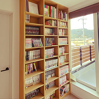 漫画本収納のアイデア おしゃれなインテリア実例 Roomclip ルームクリップ