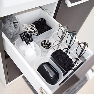 ダイソー メガネ収納のインテリア実例 Roomclip ルームクリップ ダイソー メガネ収納のインテリア実例 Roomclip ルームクリップ