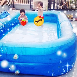 部屋全体/ビッグプール/!!!!!アホ仲間!!!!!/フェイクに水あげ隊/姪っ子❤︎...などのインテリア実例 - 2016-08-11 11:07:58