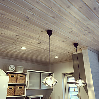 キッチン/板張り天井/食器棚/ペンダントライトのインテリア実例 - 2018-09-22 17:43:23
