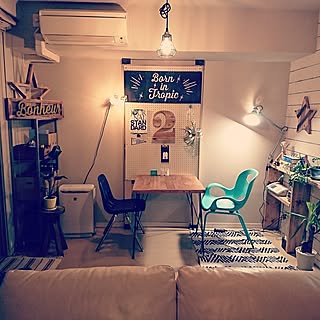 くつろぎ空間/DIY/いなさうるす屋さん/チョークレタリング/LEDフィラメント電球...などのインテリア実例 - 2017-07-20 21:20:31