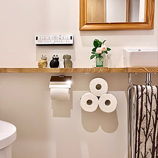 リサラーソン トイレットペーパーホルダーのおしゃれなアレンジ 飾り方のインテリア実例 Roomclip ルームクリップ