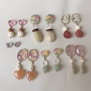 ピアス ハンドメイドアクセサリーのおしゃれなアレンジ 飾り方のインテリア実例 Roomclip ルームクリップ