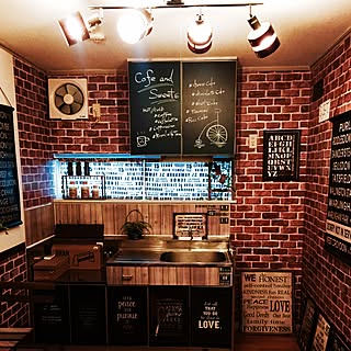 キッチン/バスロールサイン/リメイクシート レンガ/カフェ風/男前...などのインテリア実例 - 2015-11-12 22:00:05