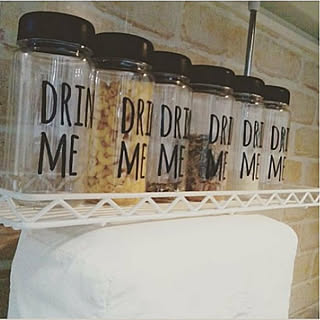山善/キャンドゥ/DRINK ME/調味料入れに.../シンク上突っ張りキッチンラック...などのインテリア実例 - 2017-08-26 21:24:12