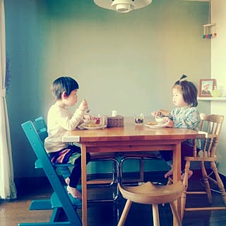 子供椅子 ペンキ塗りのおしゃれなアレンジ 飾り方のインテリア実例 Roomclip ルームクリップ